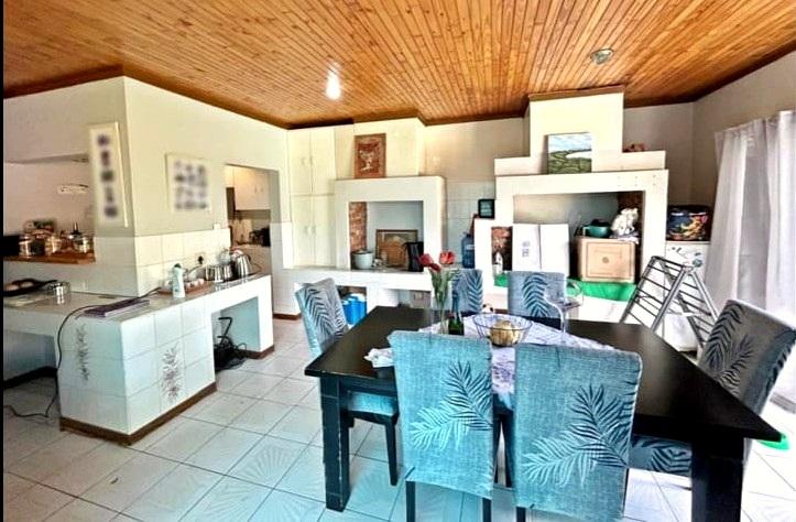 6 Bedroom Property for Sale in Heuwelsig Free State